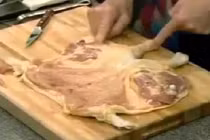 Mách bạn cách rút xương gà nhanh sạch nhất