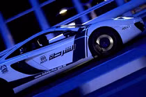 Cảnh sát Dubai tung video khoe dàn siêu xe đẹp khó cưỡng