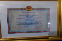 Phi công Phạm Đức Trung được truy tặng huân chương Bảo vệ Tổ quốc