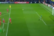 Top 10 bàn thắng đẹp khó tin nhất 2016