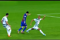 Những pha xử lý bóng kỹ thuật của Ronaldo và Messi năm 2017