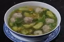 Cách nấu canh bông bí nhồi thịt ngon tuyệt