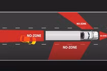 Những điểm mù chết người quanh xe tải bạn cần tránh xa