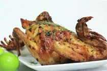 Cách làm gà nướng muối ớt bằng lò vi sóng hơi nước