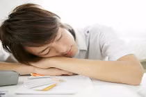 Âm thanh nào giúp bạn dễ chìm vào giấc ngủ?