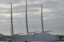 Xem siêu du thuyền 10 nghìn tỉ lớn nhất thế giới chạy thử