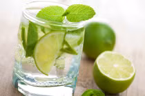 Ngày Tết, cấm kị dùng nước chanh giải rượu