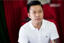 Clip: Tuấn Hưng “dọa cắt gân tay” kẻ nói xấu con trai mình