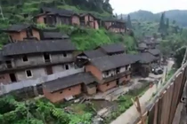 Bí ẩn ngôi làng trăm năm không có muỗi