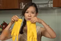 Cách bảo vệ da tay khỏi hóa chất cho người nội trợ