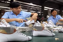 Năm 2048 phụ nữ mới bắt đầu nghỉ hưu ở tuổi 60?