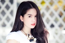 Ngọc Trinh thú nhận chỉ hát được duy nhất 2 ca khúc