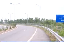 Ai lấy cắp thiết bị trên tuyến cao tốc Nội Bài-Lào Cai?