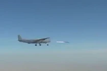 Xem uy lực của tên lửa Hỏa ngục diệt mục tiêu