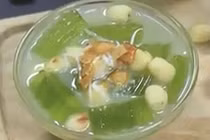 Cách làm chè rau câu hạt sen giải nhiệt ngày hè