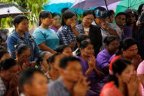 Nước mắt trong lễ hỏa thiêu nạn nhân vụ rơi máy bay Myanmar