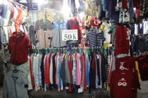 Sự thật kinh hoàng đằng sau những bộ quần áo giá rẻ