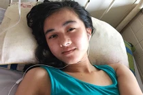 Nữ sinh lớp 10 bị cưa chân lạc quan, đối diện sự thật