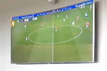 "Soi" ưu và nhược điểm của tivi màn hình cong