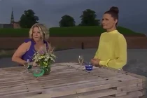 2 MC hốt hoảng vì kẻ phá đám chương trình trực tiếp