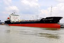 Singapore bắt giữ tàu chở dầu của Việt Nam