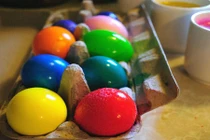 Nhuộm màu cho trứng đã luộc vẫn để được tới 5 tuần 