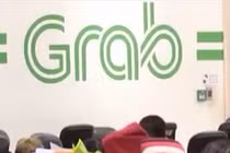 Video: "Cuộc chiến" Uber, Grab và taxi truyền thống sắp kết thúc?
