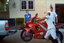 Những tai nạn "không đỡ nổi" với xe phân khối lớn