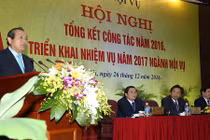 Phó Thủ tướng yêu cầu sớm xóa tình trạng bổ nhiệm người nhà