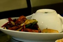 Hướng dẫn làm món thịt lợn xào cay kiểu Hàn Quốc