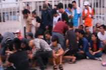 "Đặt gạch" ở sân vận động, mua vé trận Manchester City-Việt Nam