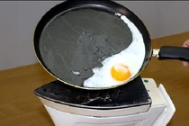 3 công dụng chưa từng biết tới của chiếc bàn là