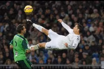 Những pha dứt điểm theo kiểu “xe đạp chổng ngược” của Ronaldo