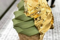 Trải nghiệm ăn kem dát vàng tại Sài Gòn