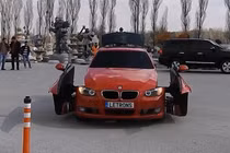 Xem xe biến thành người máy Transformer như trong phim