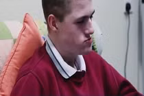 Câu chuyện của chàng trai mắc “lời nguyền” cứ ngủ là chết