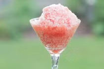 Cách làm đá bào dưa hấu mát lạnh ngon tuyệt