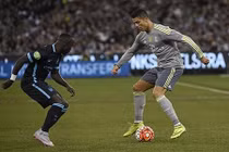 10 ngôi sao có những pha xử lý hay nhất mùa 2015/2016