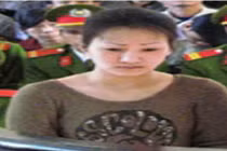 "Bà trùm" xinh đẹp đất Cảng lạnh lùng thiêu sống bạn