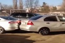 Kinh hoàng khi phụ nữ say lái xe