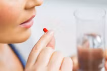 Có nên ngừng uống kháng sinh khi đã thấy khỏe hơn?