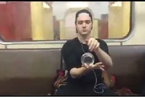 Nghệ thuật ảo giác với quả cầu thủy tinh