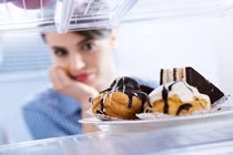 Dấu hiệu cảnh báo cơ thể thiếu chất bạn cần biết