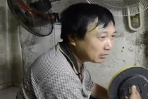 Nung người ở nhà hộp diêm trong cái nóng 40 độ C