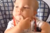 Những em bé hài hước bá đạo nhất hành tinh