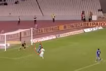 10 pha phản lưới nhà ngớ ngẩn nhất từng thấy