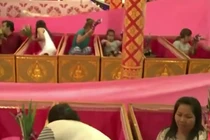 Hàng trăm người giả chết mỗi ngày ở Thái Lan