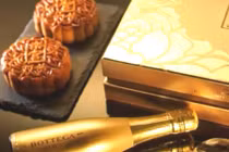 Trung Quốc rộ quà tặng bánh trung thu đắt khủng