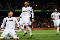 Top 10 hat-trick đáng xem nhất lịch sử bóng đá