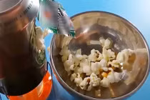 Cách chế tạo máy làm bắp rang bơ tại nhà